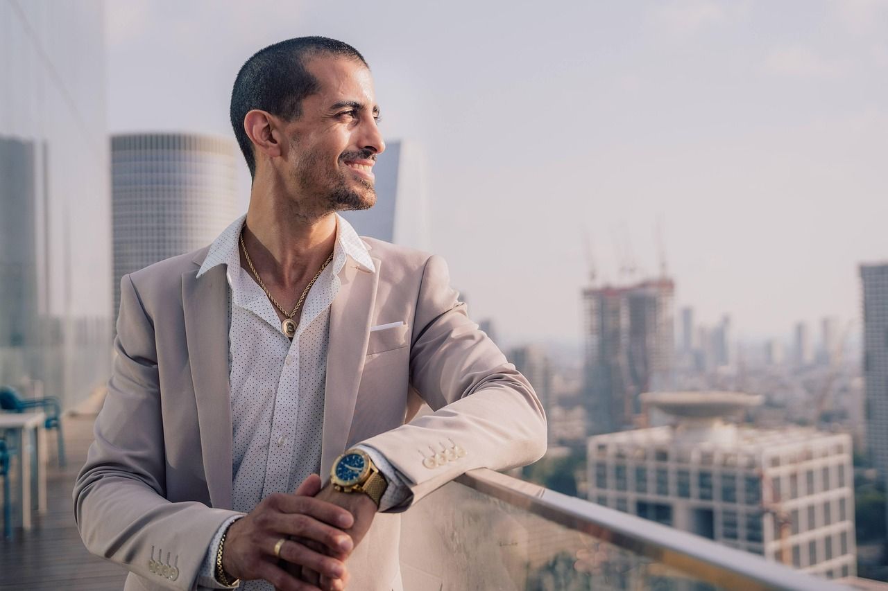 discover essential leadership qualities, latest trends, and practical strategies to become an influential leader. empower your team and unlock success with proven leadership insights.