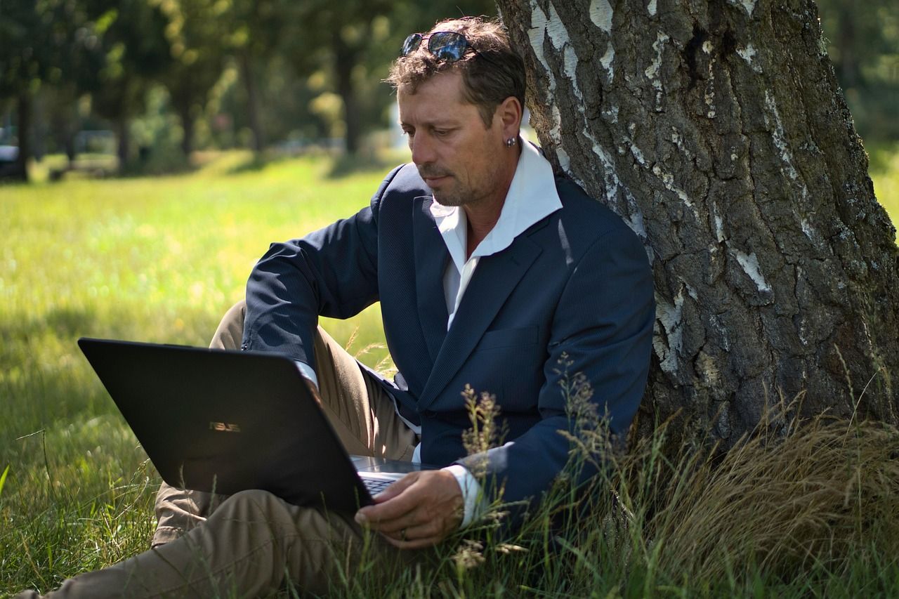 discover effective strategies and tips to achieve a healthy work-life balance. learn how to manage your time, reduce stress, and improve your overall well-being with our practical guide.