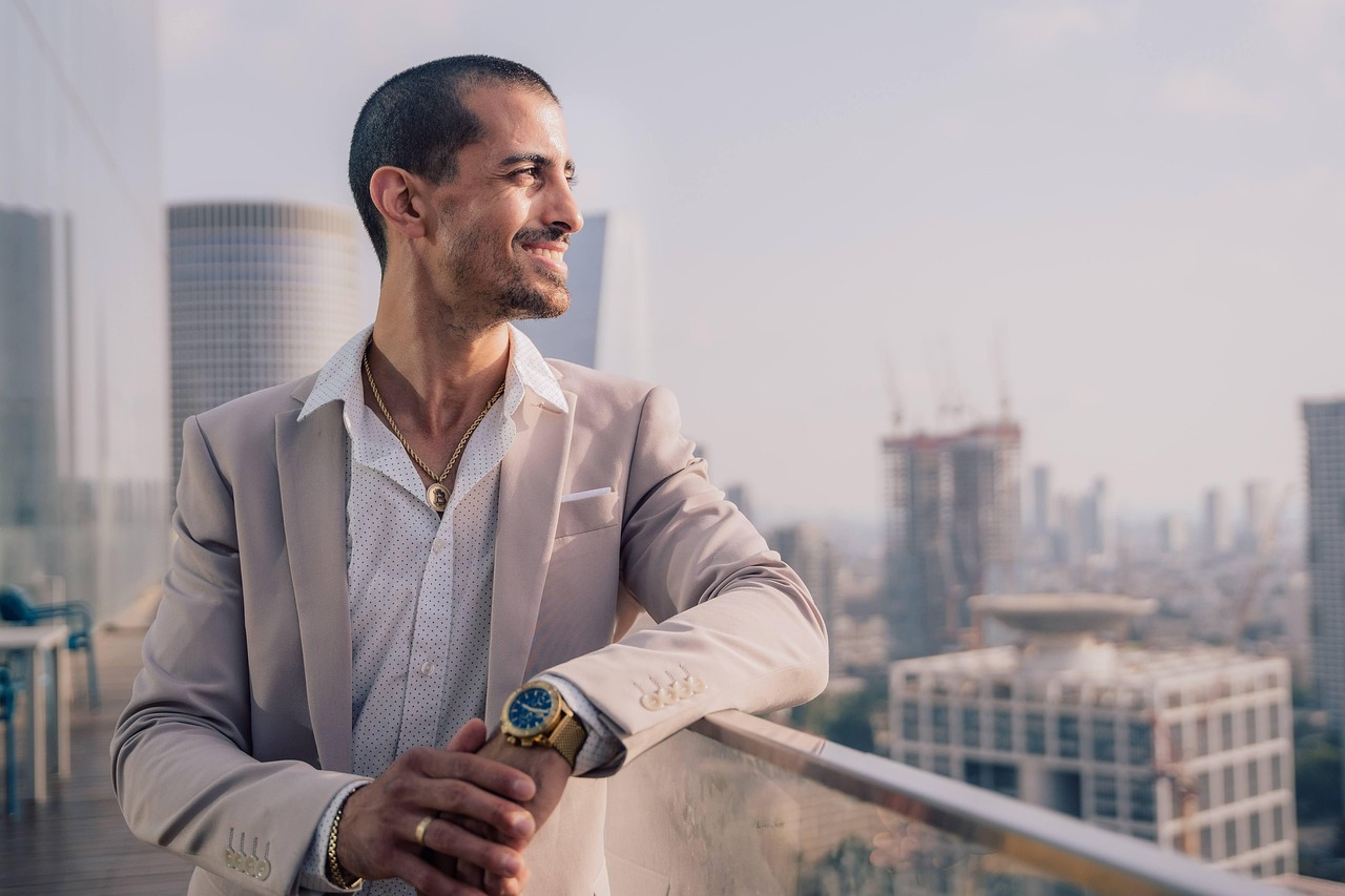 discover essential leadership qualities, latest trends, and practical strategies to become an influential leader. empower your team and unlock success with proven leadership insights.